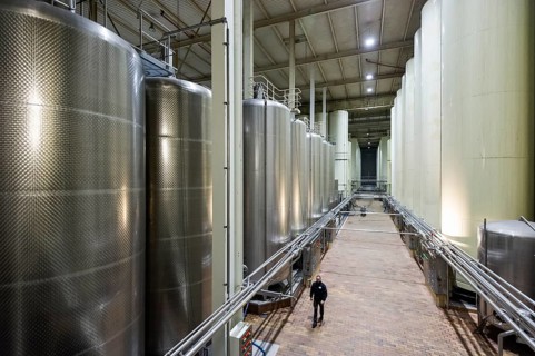 Wine tanks