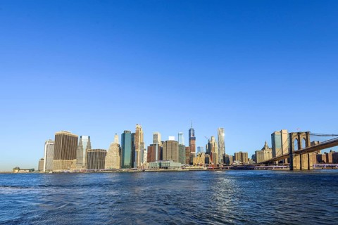 View from Pier 1 over the East River to the skyline of Manhattan
