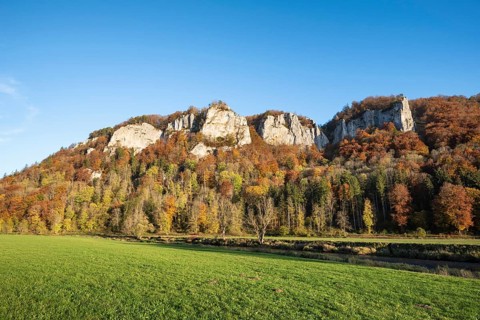 View to the Hausener Zinnen in the autumnal upper Danube valley