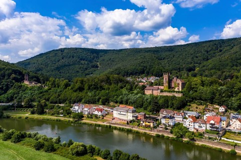 Aerial view of the Vierburgeneck Schadeck Castle