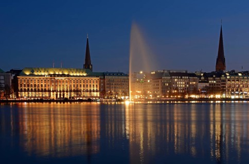 Inner Alster Lake with Alster fountain at the blue hour