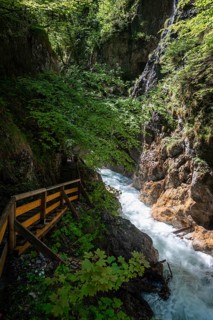 Narrow gorge