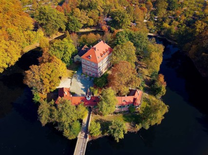 Zeltner Castle