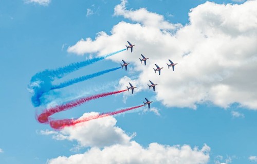 Aerobatics with French flag