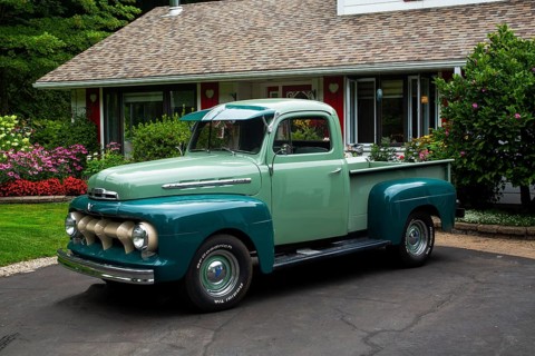 Ford F1 Pick Up truck