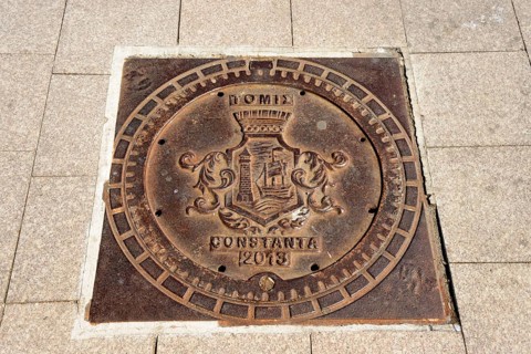Gully cover