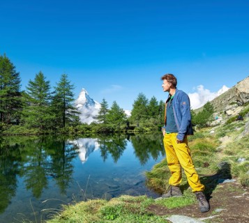 Hiker on Lake Grindij