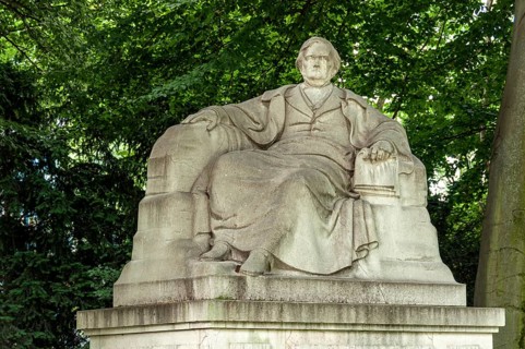 Monument to Richard Wagner by Heinrich Wadere
