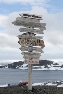 Signpost at the Antarctic Research Station Bellingshausen