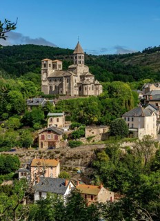 View with romanesque church of Saint-Nectaire