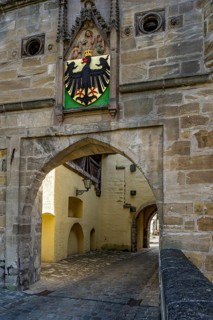 Passage at Ellinger Tor with imperial coat of arms
