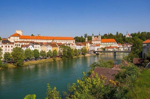 City view with river Enns