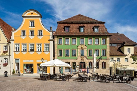 Baroque town houses with the inn Zur Goldenen Gans