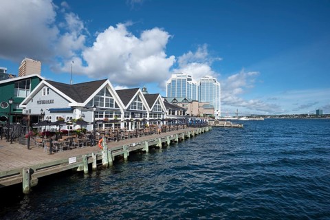 Shore promenade