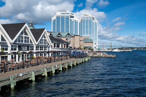 Shore promenade