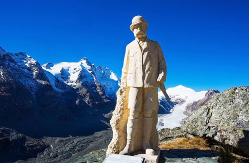 Emperor Franz Josef statue in front of Grossglockener with Pasterze