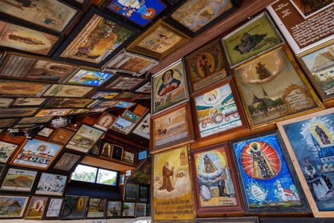 Votive pictures on the tour of the Chapel of Mercy