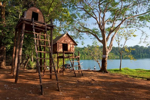 Stake houses of the indigenous Kroeung Tola people at the crater lake Yeak Laom