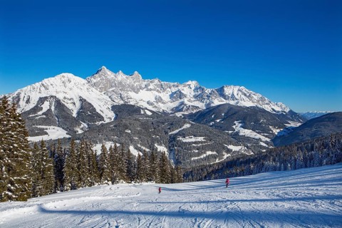 Filzmoos ski area with Dachstein massif