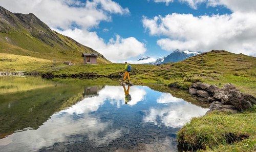 Hikers at Bachalpsee