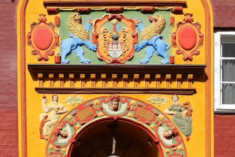 Coats of arms and figures
