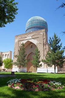 Bibi Chanum Mosque