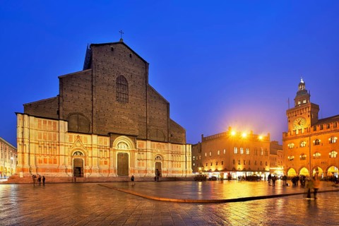 Basilica di San Petronio right tower