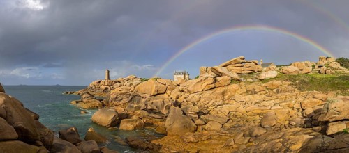 Phare de Men Ruz and Villa of Gustave Eiffel with double rainbow