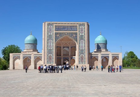 Barak-Chan-Medrese