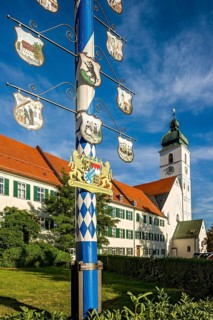Maypole with guild sign and Bavarian coat of arms