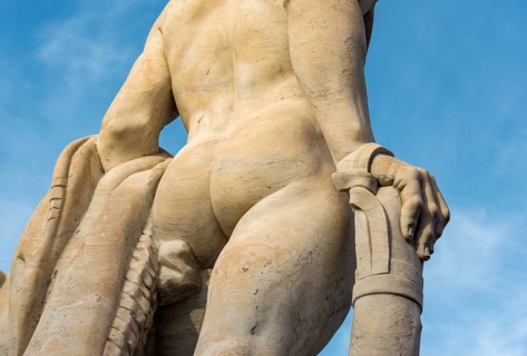 Athlete statue at Stadio dei Marmi