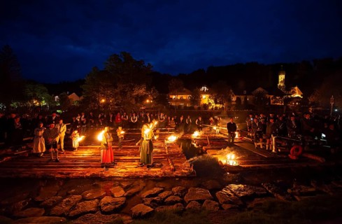 Johanni raft procession