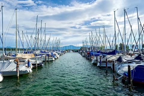 Sailboats in the marina Seebruck