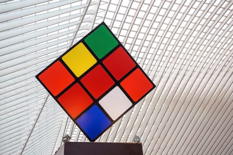 Large Rubik's Cube in Liege station