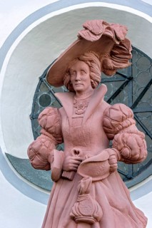 Sculpture of Countess Anna von Lodron by Manfred R. Binder