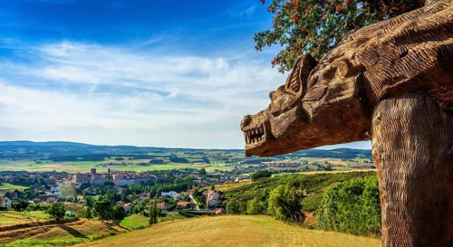 Sculpture of the Beast of Gevaudan