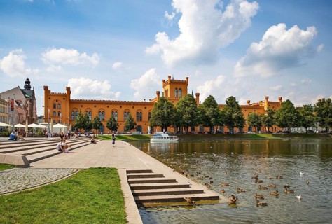 Pfaffenteich with Ministry of the Interior