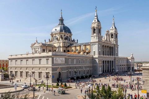 Santa Maria la Real de La Almudena Cathedral