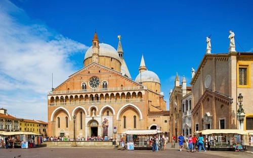 Cathedral Square with Basilica of St. Anthony