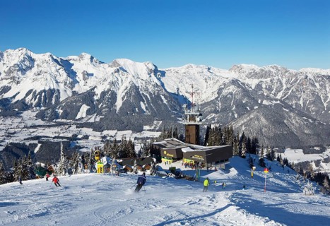 Ski area Planai with view to the mountain station and the Dachstein massif
