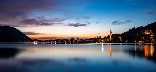 Place Schliersee with parish church St. Sixtus