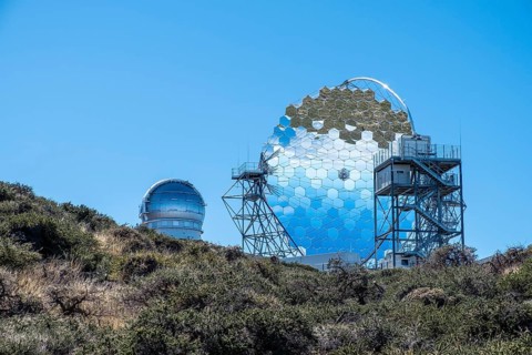 Reflecting telescope
