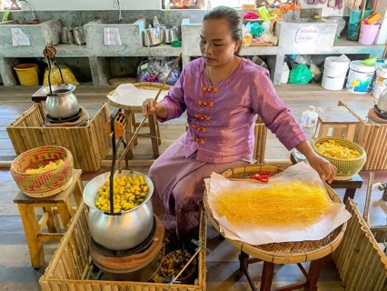 Silk factory Chiang Mai