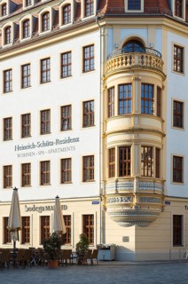 Oriel with children's dance relief frieze at the Heinrich Schuetz House