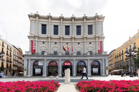 Teatro Real from the side of the Plaza de Oriente