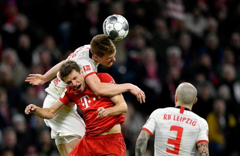 Header duel