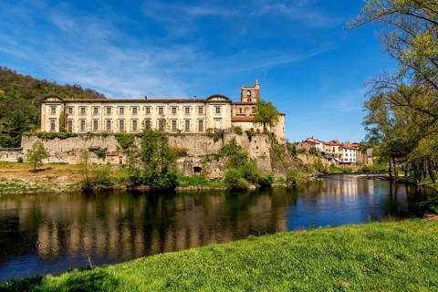 Lavoute-Chilhac village. Priory Sainte-Croix on the Allier river