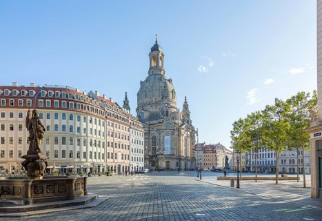 Juedenhof with Peace Fountain