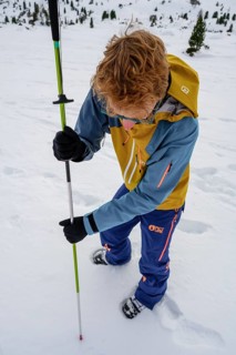 Ski tourer in the snow