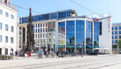 Cholera Fountain and Felix The Living House